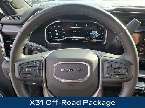 Used 2025 GMC Sierra 3500 Denali Ultimate image 4