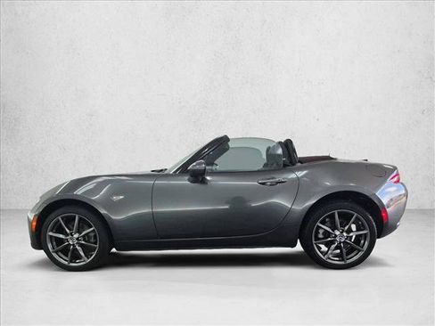 Used 2018 MAZDA MX-5 Miata Grand Touring RWD image 25