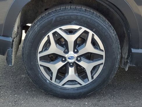 Used 2020 Subaru Forester Premium image 6