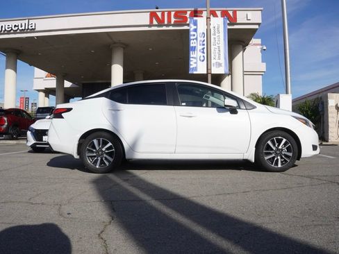 New 2025 Nissan Versa SV w/ Trunk Package image 3