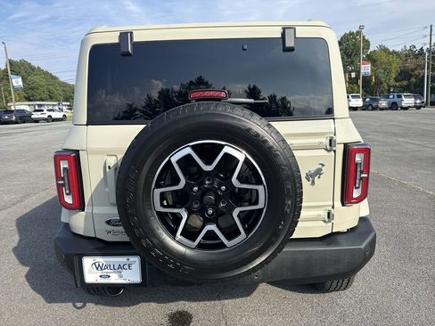 New 2025 Ford Bronco Outer Banks AWD/4WD image 5