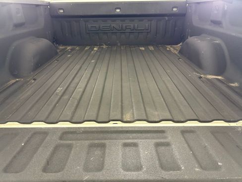 Used 2015 GMC Sierra 1500 Denali image 36