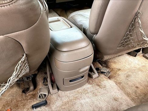 Used 1999 Chevrolet Tahoe Z71 w/ Comfort & Security Pkg AWD/4WD image 26
