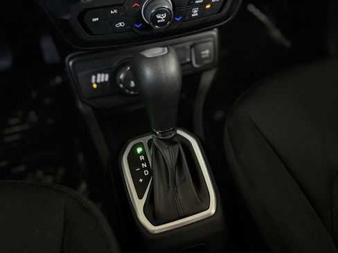 Used 2020 Jeep Renegade Altitude image 34