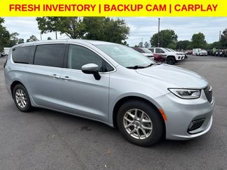 Used 2023 Chrysler Pacifica Touring-L FWD video 1