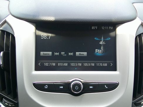 Used 2017 Chevrolet Cruze LS image 23