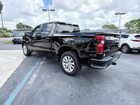 Used 2022 Chevrolet Silverado 1500 Custom RWD image 5