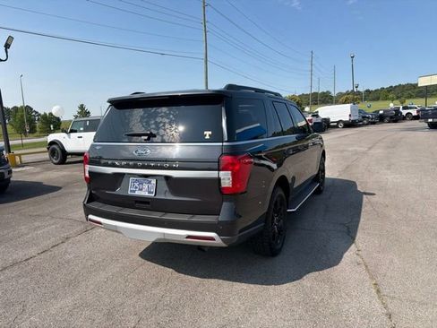 Used 2023 Ford Expedition XLT RWD image 26