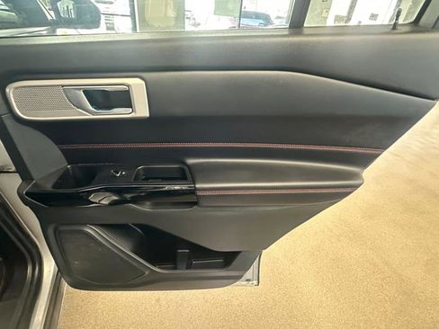 Used 2022 Ford Explorer ST-Line w/ Class IV Trailer Tow Package image 38