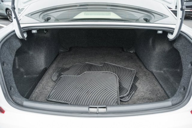 Used 2016 Volkswagen Passat 1.8T SE FWD image 10