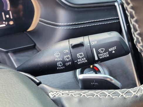 Used 2021 Jeep Grand Cherokee L Limited image 25