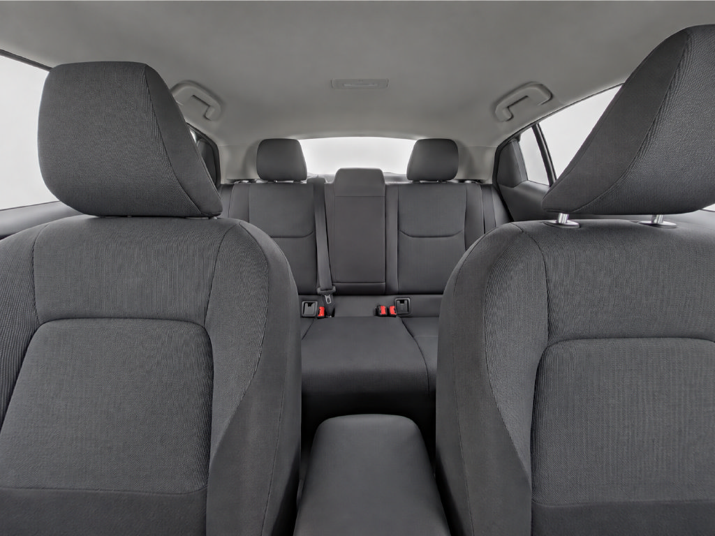 Certified 2024 Toyota Prius LE FWD image 17