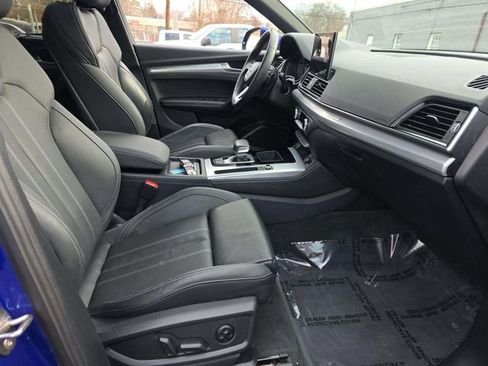 Used 2023 Audi Q5 2.0T Prestige w/ Prestige Package image 9