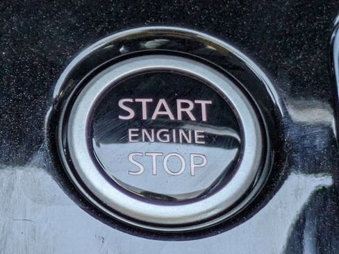 Used 2024 Nissan Kicks SR w/ SR Premium Package image 30