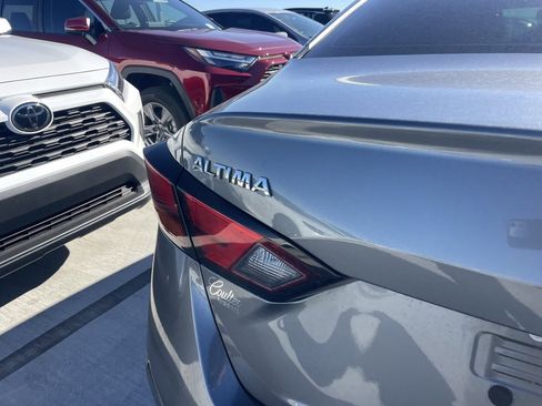 Used 2020 Nissan Altima 2.5 SL image 5