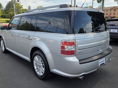 Used 2018 Ford Flex SEL AWD/4WD image 11