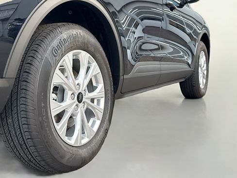 Used 2024 Ford Escape Active AWD/4WD image 16