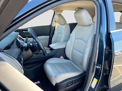 Used 2021 Cadillac XT4 Premium Luxury w/ Driver Awareness Package image 19