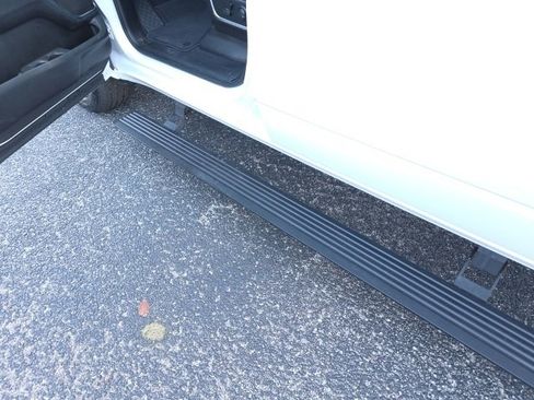 Used 2025 RAM 1500 Laramie w/ Laramie Southwest Edition image 8