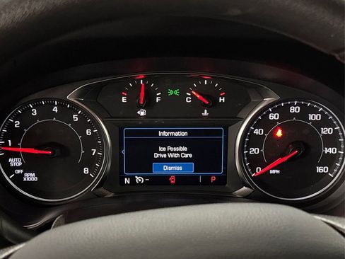 Used 2024 GMC Terrain SLE image 19