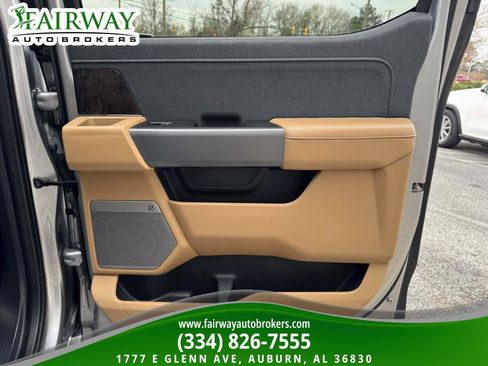 Used 2021 Ford F150 Lariat image 29