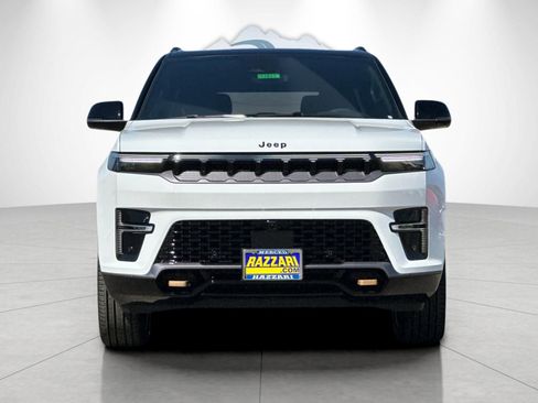 New 2026 Jeep Grand Wagoneer L 4WD image 8
