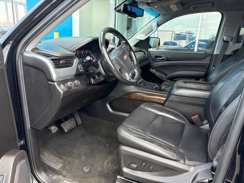 Used 2018 Chevrolet Suburban LT AWD/4WD image 20