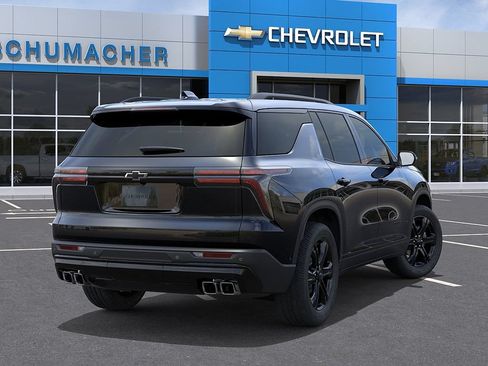New 2027 Chevrolet Traverse LT w/ Midnight/Sport Edition AWD/4WD image 4