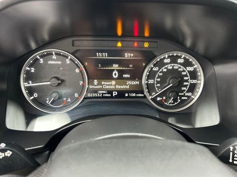 Used 2025 Mitsubishi Outlander SE image 18