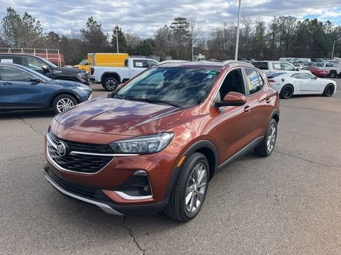 Used 2020 Buick Encore GX Select w/ Experience Buick Package image 3