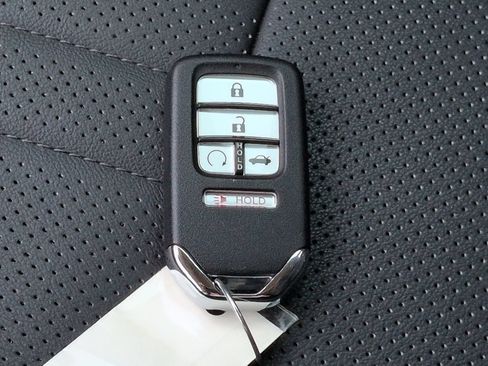 Used 2019 Honda Accord Touring image 28