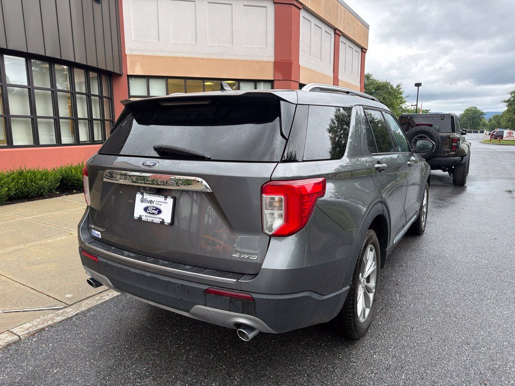 Used 2023 Ford Explorer Limited AWD/4WD image 7