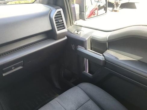 Used 2016 Ford F150 XLT w/ Equipment Group 302A Luxury AWD/4WD image 18