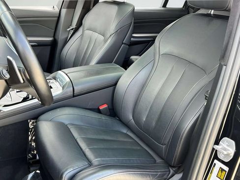 Used 2022 BMW X7 M50i AWD/4WD image 7