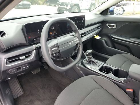 New 2026 Kia K4 FWD image 9