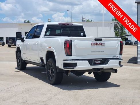 Used 2024 GMC Sierra 2500 AT4 w/ AT4 Premium Plus Package AWD/4WD image 5