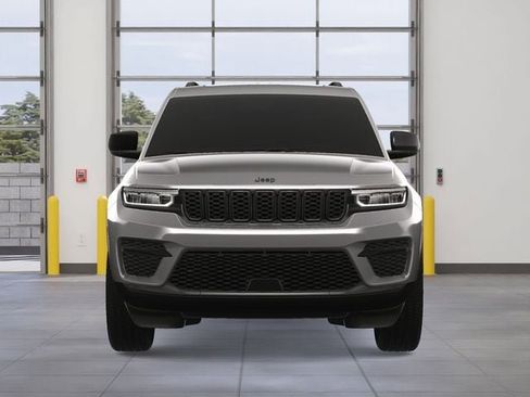New 2025 Jeep Grand Cherokee Altitude image 6