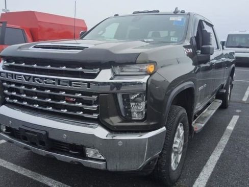 Used 2023 Chevrolet Silverado 3500 LTZ w/ LTZ Convenience Package image 3