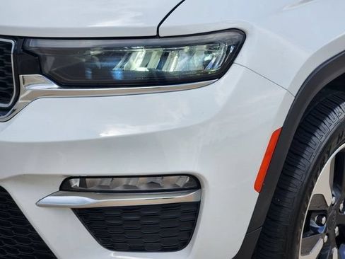 Used 2024 Jeep Grand Cherokee Limited 4xe AWD/4WD image 9