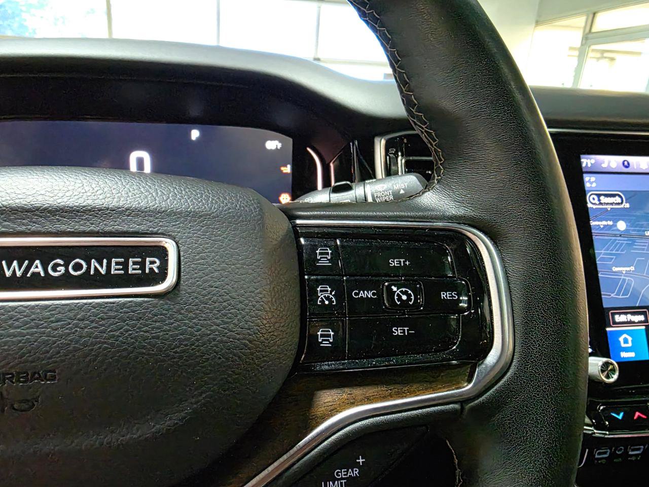 Used 2022 Jeep Grand Wagoneer Series I AWD/4WD image 38