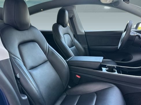 Used 2020 Tesla Model Y Long Range image 30