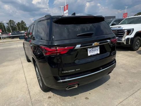 Certified 2023 Chevrolet Traverse Premier w/ LPO, Floor Liner Package image 10