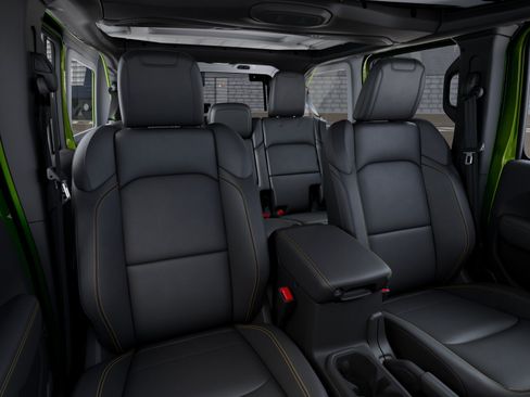 New 2026 Jeep Wrangler Unlimited Sahara AWD/4WD image 9