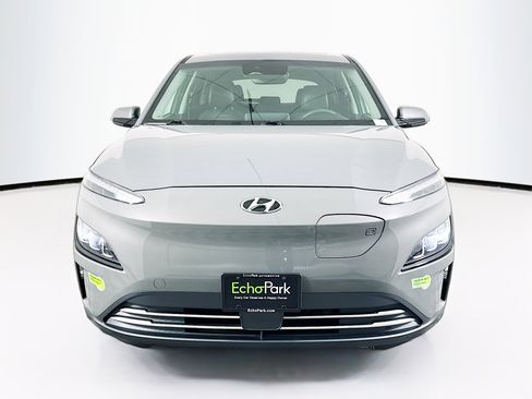 Used 2023 Hyundai Kona Limited image 2