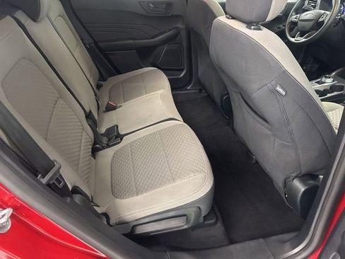 Used 2022 Ford Escape SE image 28