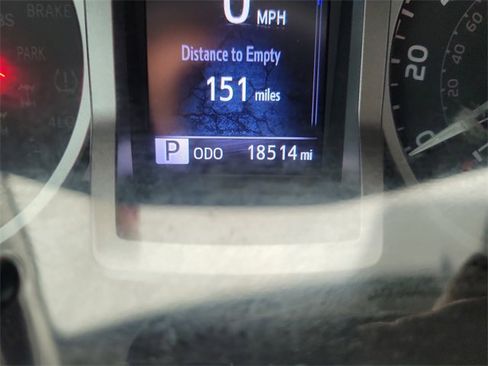 Used 2022 Toyota Tacoma SR5 image 17