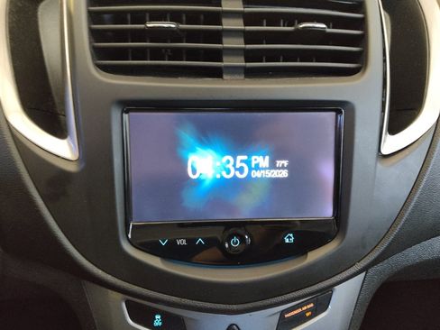 Used 2016 Chevrolet Trax LT AWD/4WD image 25