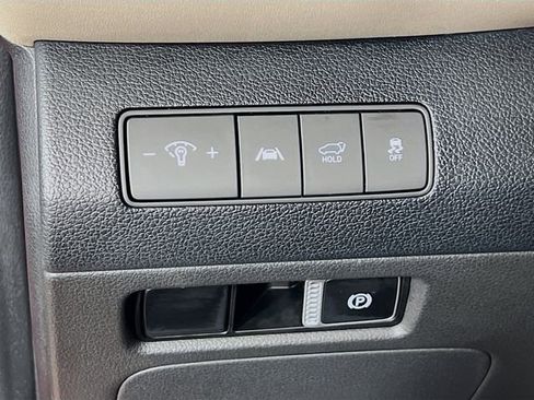 Used 2023 Hyundai Santa Fe SEL image 19