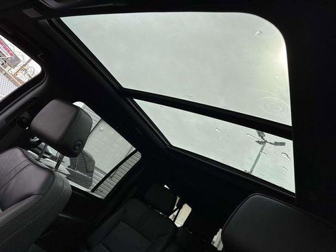 Used 2025 Chevrolet Suburban RST w/ Comfort Package image 20