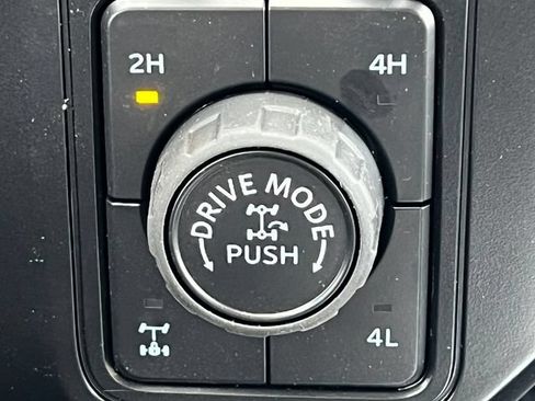 New 2026 Ford F350 Platinum w/ Platinum Plus Package AWD/4WD image 42